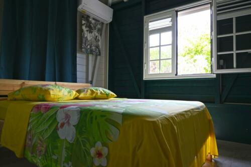 Chambre bungalow hébergement touristique Martinique Sainte-Anne