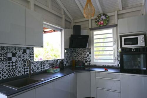 Cuisine équipée bungalow hébergement touristique